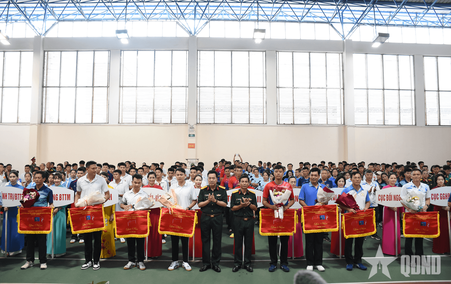 Khai mạc Giải thể thao chào mừng kỷ niệm 80 năm Ngày truyền thống Bộ Tổng Tham mưu
