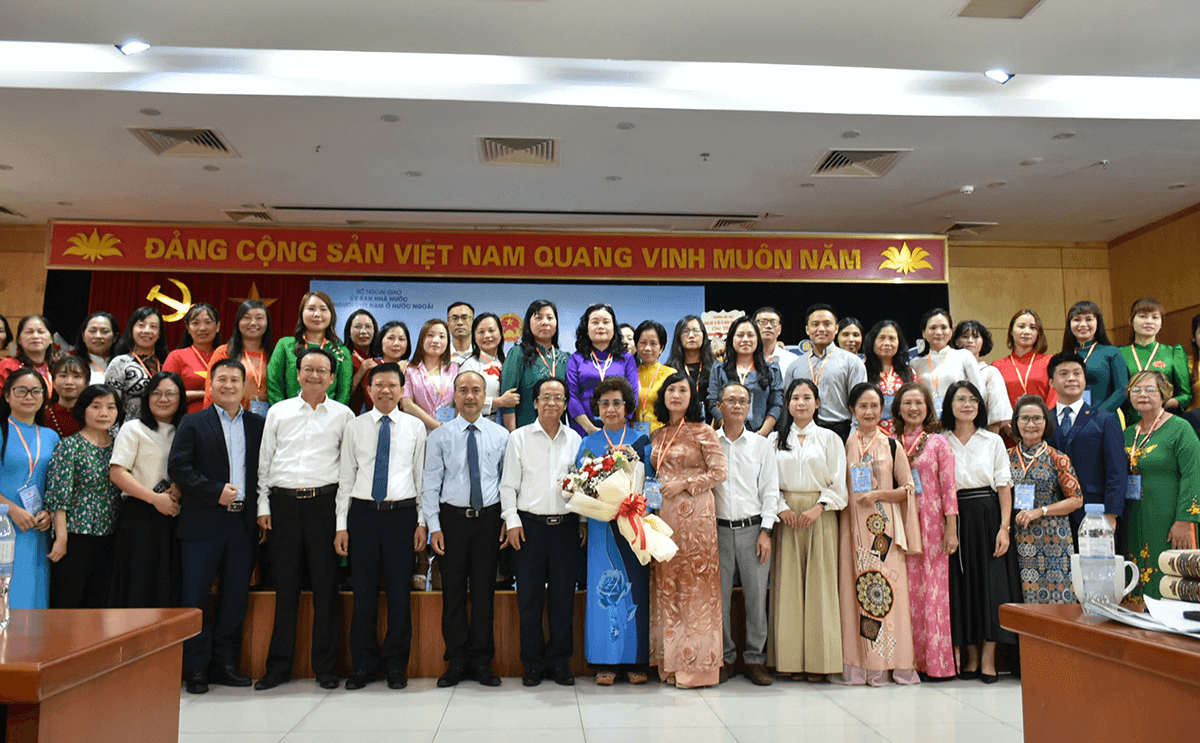 Khai mạc khóa tập huấn giảng dạy tiếng Việt cho giáo viên kiều bào
