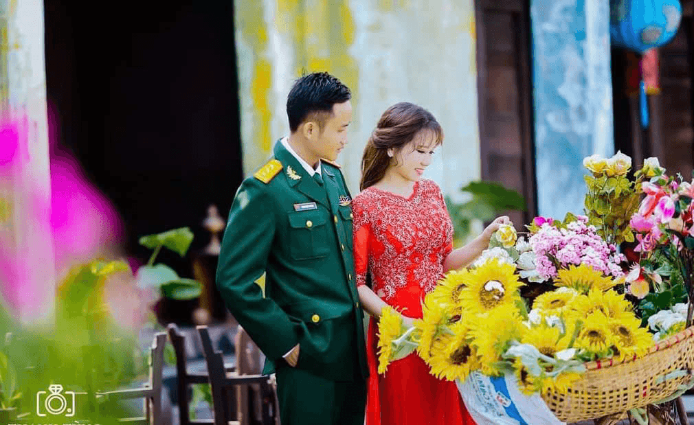 Trung úy trả chăn