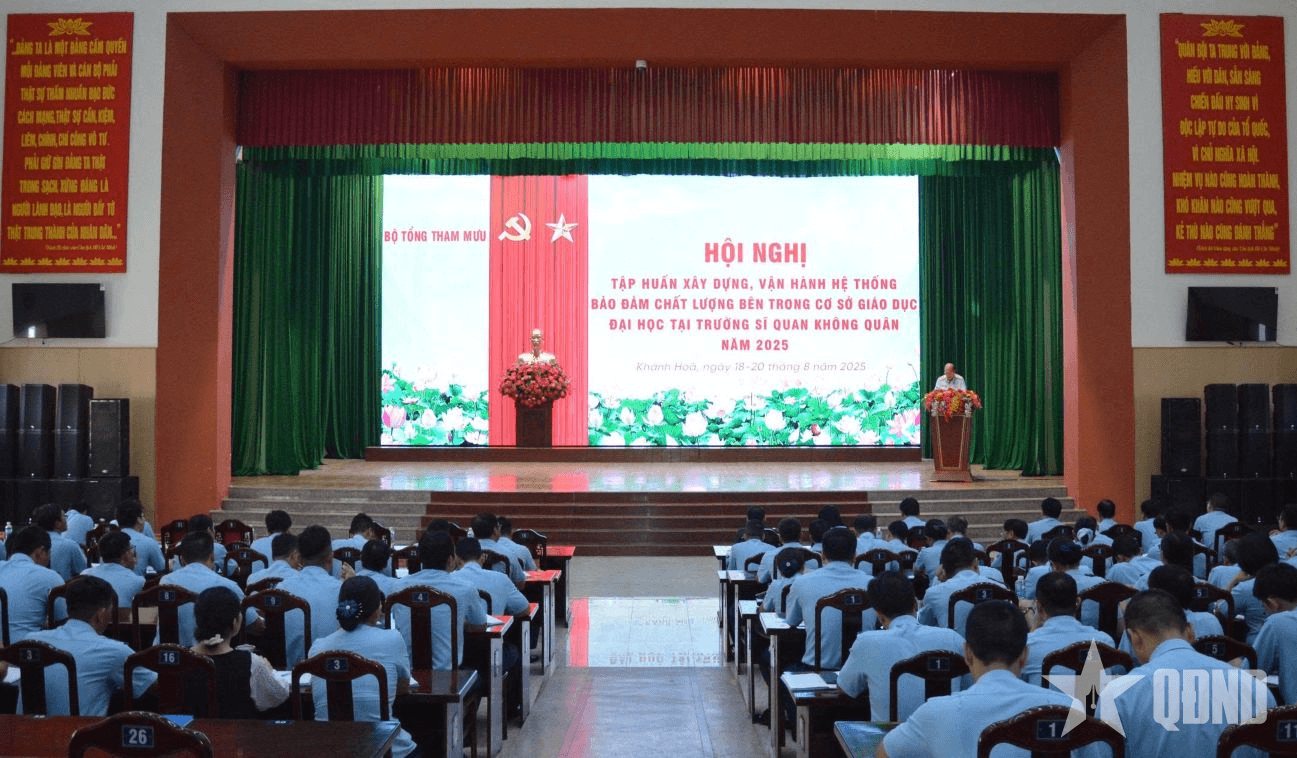 Khai mạc Hội nghị tập huấn xây dựng, vận hành hệ thống bảo đảm chất lượng cho giảng viên, cán bộ quản lý giáo dục Trường Sĩ quan Không quân