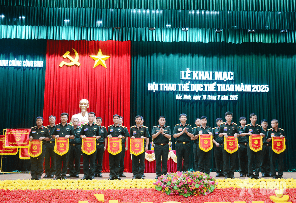 Binh chủng Công binh khai mạc Hội thao Thể dục thể thao năm 2025
