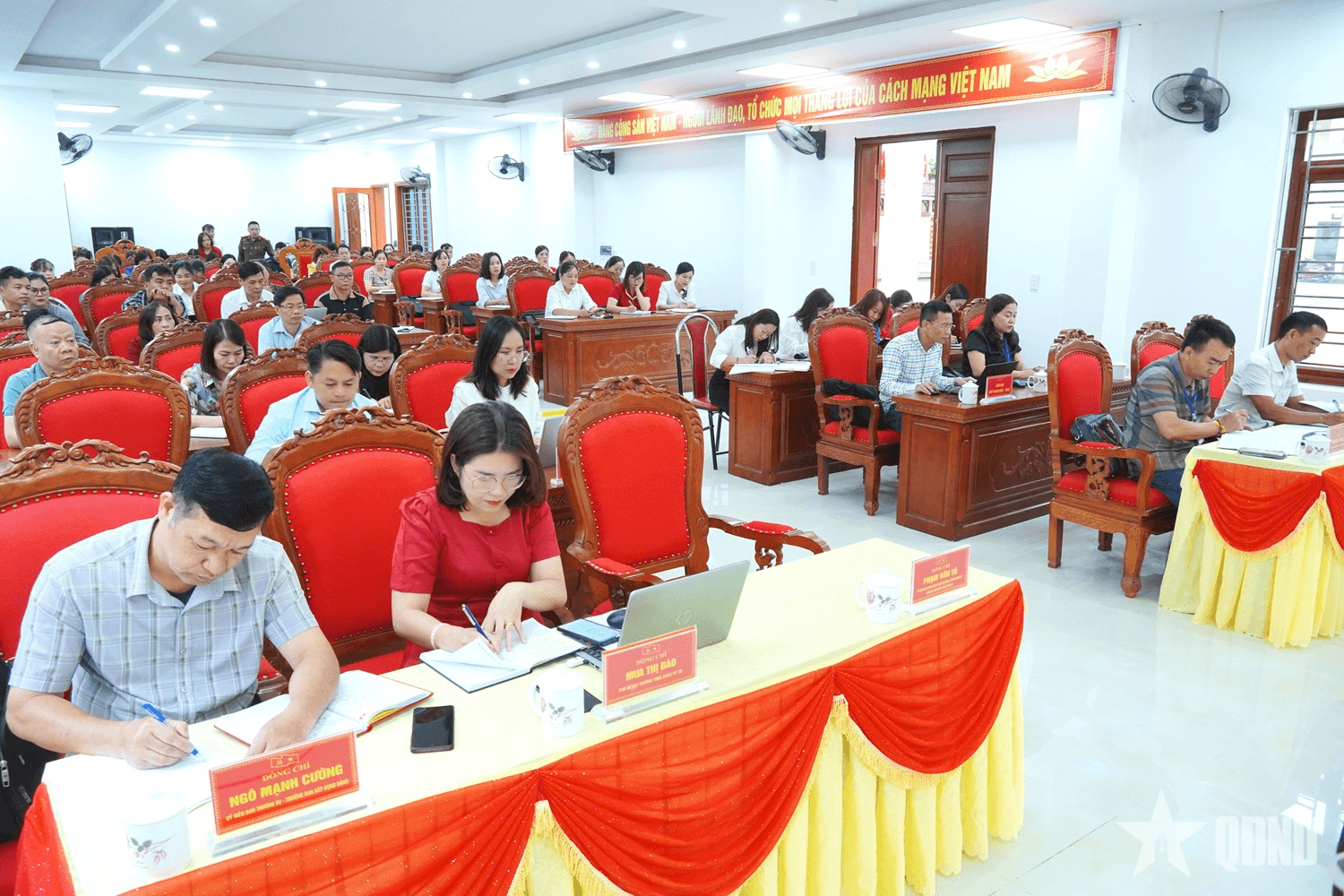 Xã vùng cao Mèo Vạc (Tuyên Quang): Họp bàn giải pháp tháo gỡ khó khăn, sẵn sàng cho năm học mới