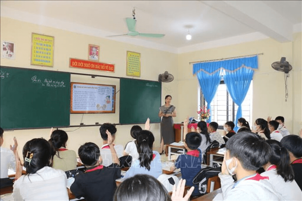 Hà Nội: Tuyển dụng gần 1.000 giáo viên, nhân viên trường học