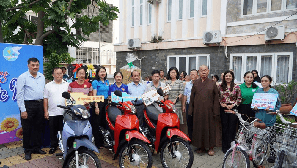 Giữ nhịp tiên phong xóa đói, giảm nghèo