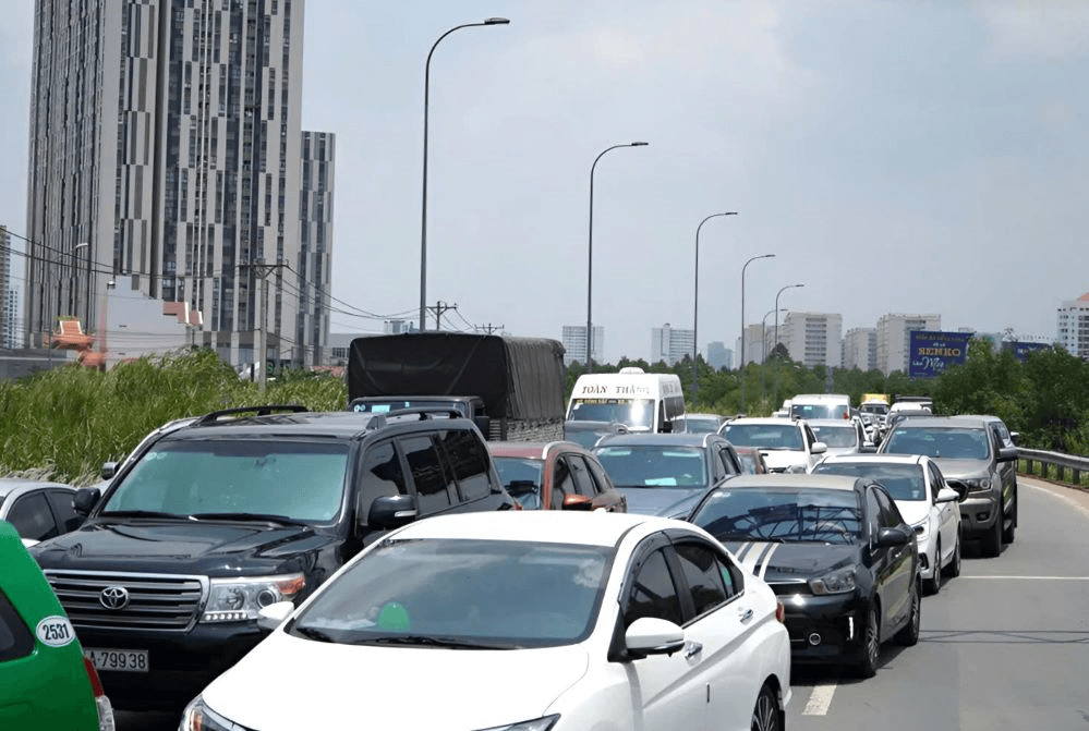 Đột phá hướng đến hạ tầng giao thông hiện đại