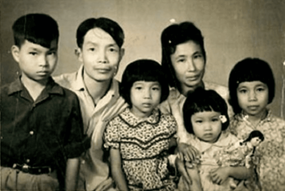Tiếp bước mùa thu Tháng Tám