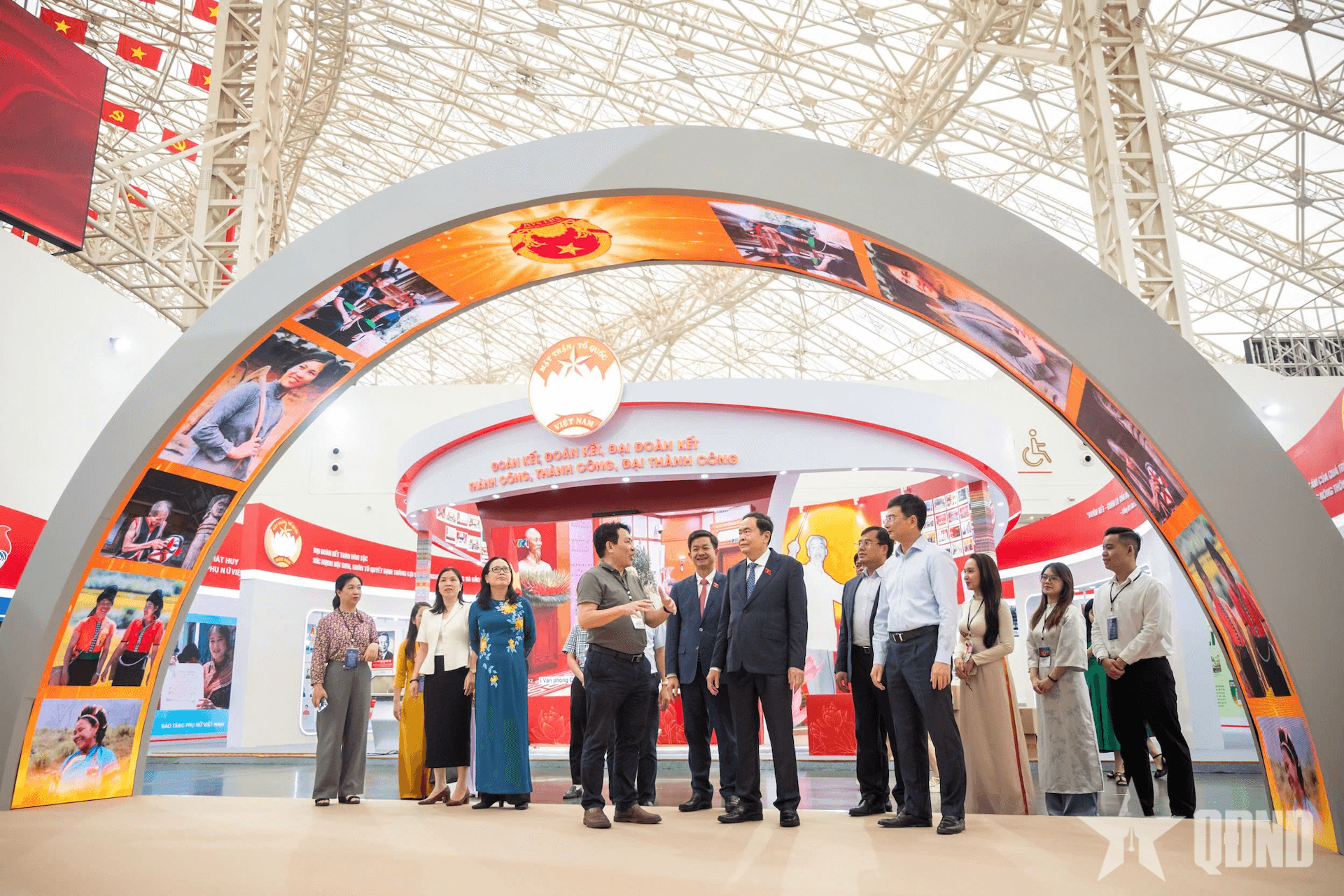Chủ tịch Quốc hội Trần Thanh Mẫn kiểm tra công tác chuẩn bị Triển lãm “Lịch sử và sứ mệnh Quốc hội Việt Nam”