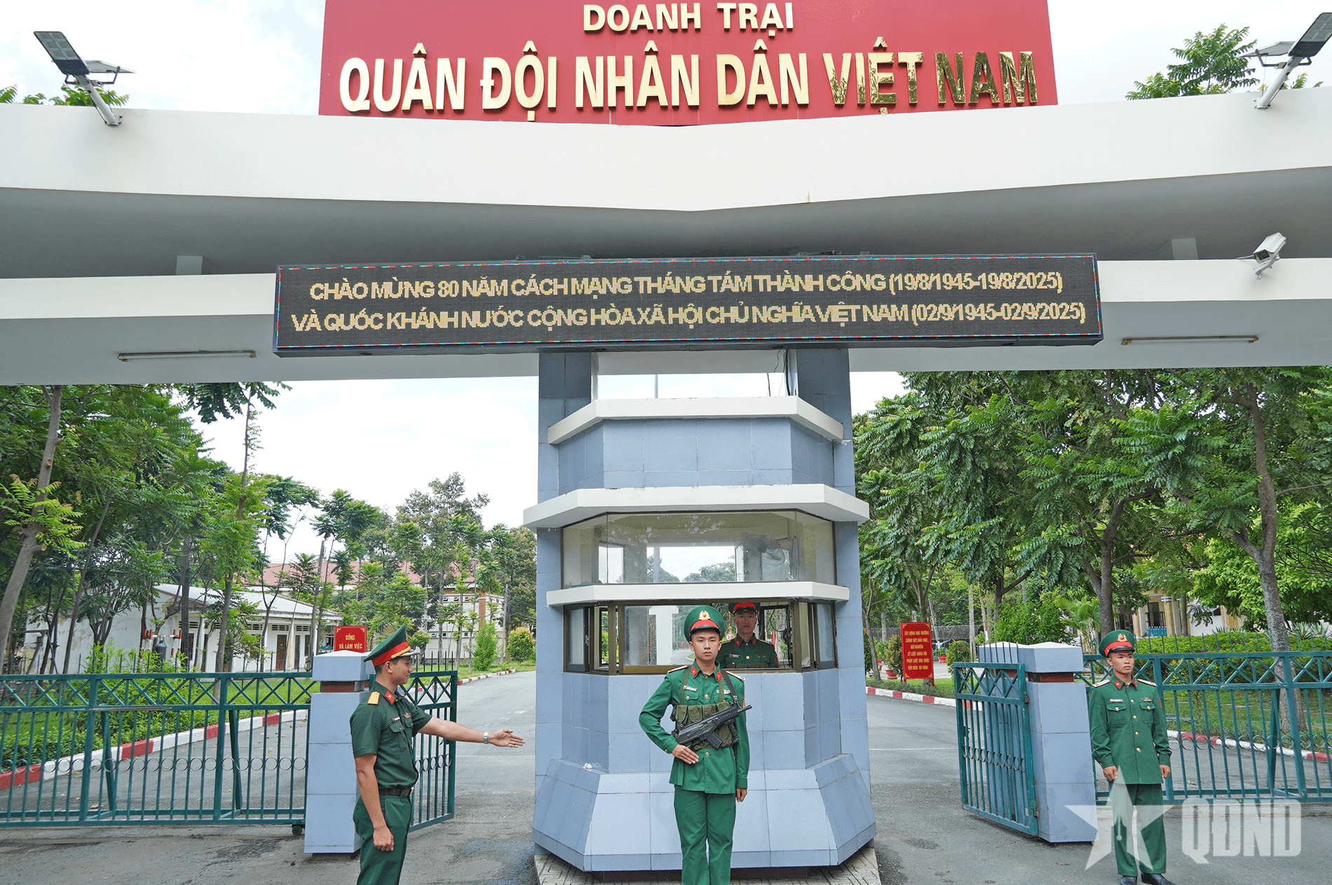 Vệ binh Trường Quân sự Quân khu 7: Rèn nghiêm, canh phòng an toàn