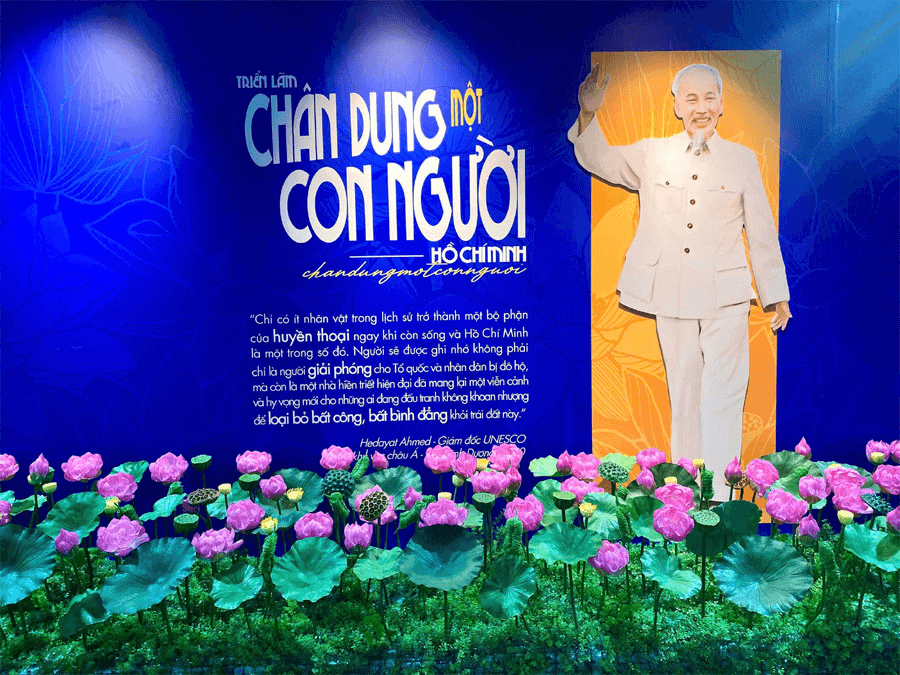Trưng bày hơn 300 tư liệu và hình ảnh chuyên đề “Hồ Chí Minh – Chân dung một con Người”