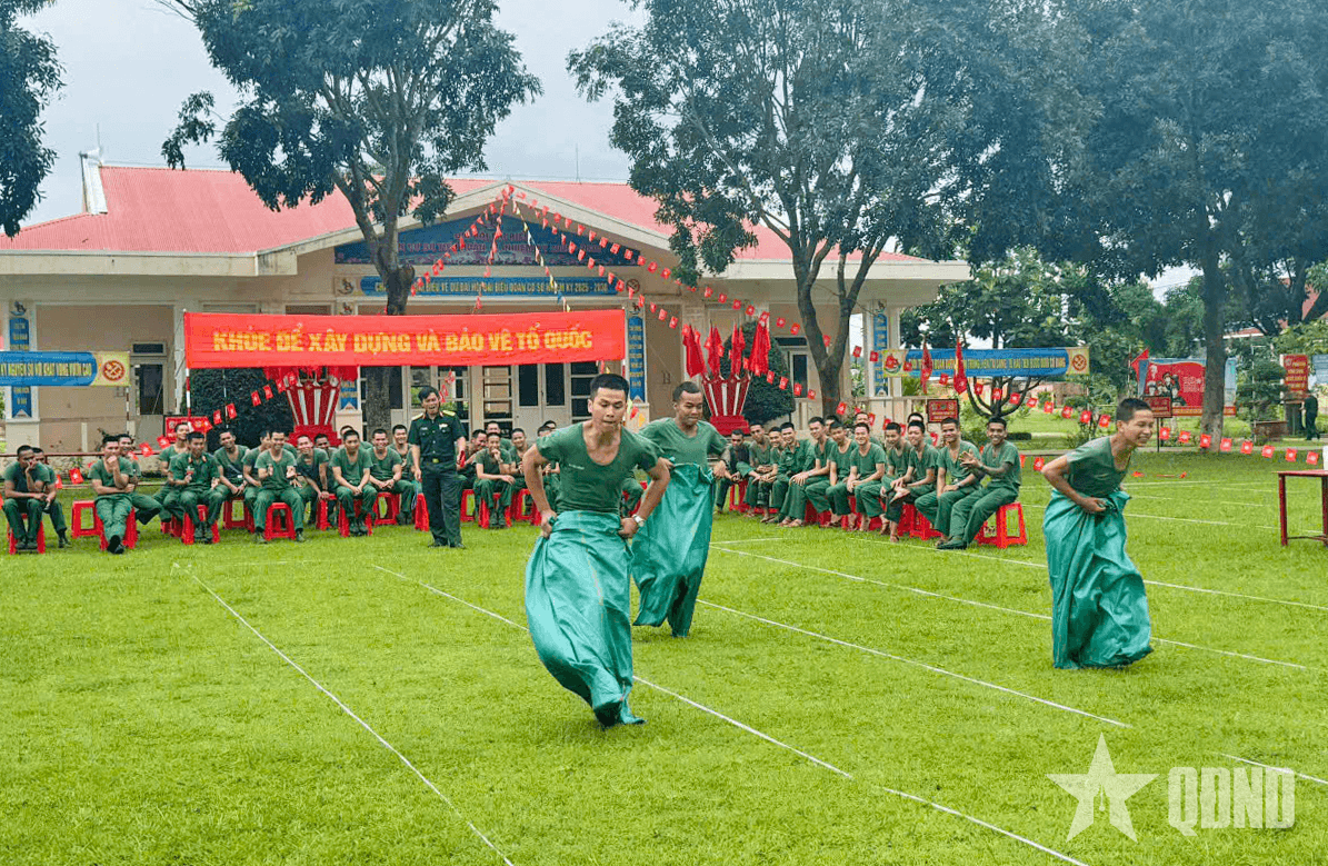 Tết Độc lập ở Sư đoàn 10 (Quân đoàn 34)