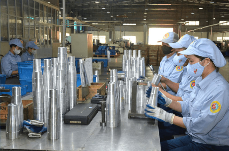 Thi đua nâng cao hiệu quả sản xuất, kinh doanh ở Nhà máy Z131
