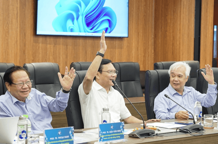 Tạm dừng quy hoạch, bổ nhiệm mới lãnh đạo Hội đồng trường đại học, cơ sở giáo dục nghề nghiệp công lập