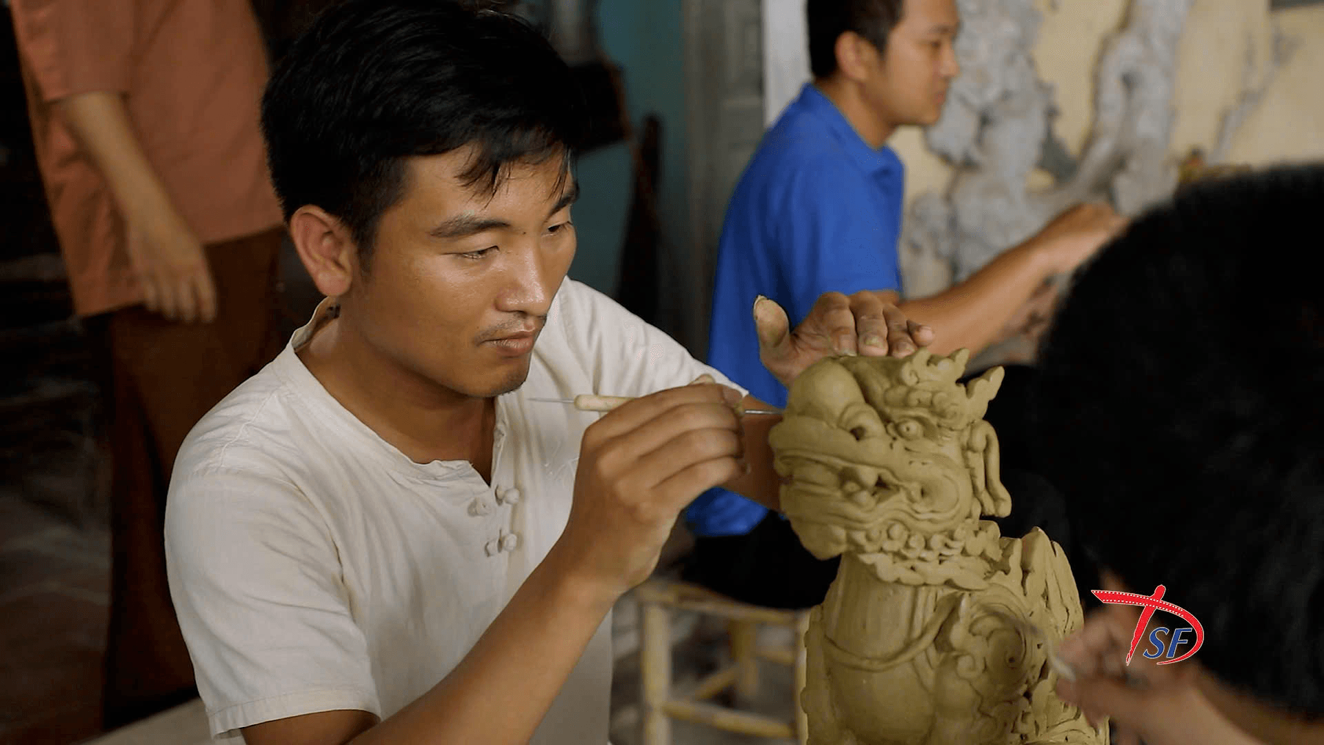 Cầu nối văn hóa qua những thước phim tài liệu