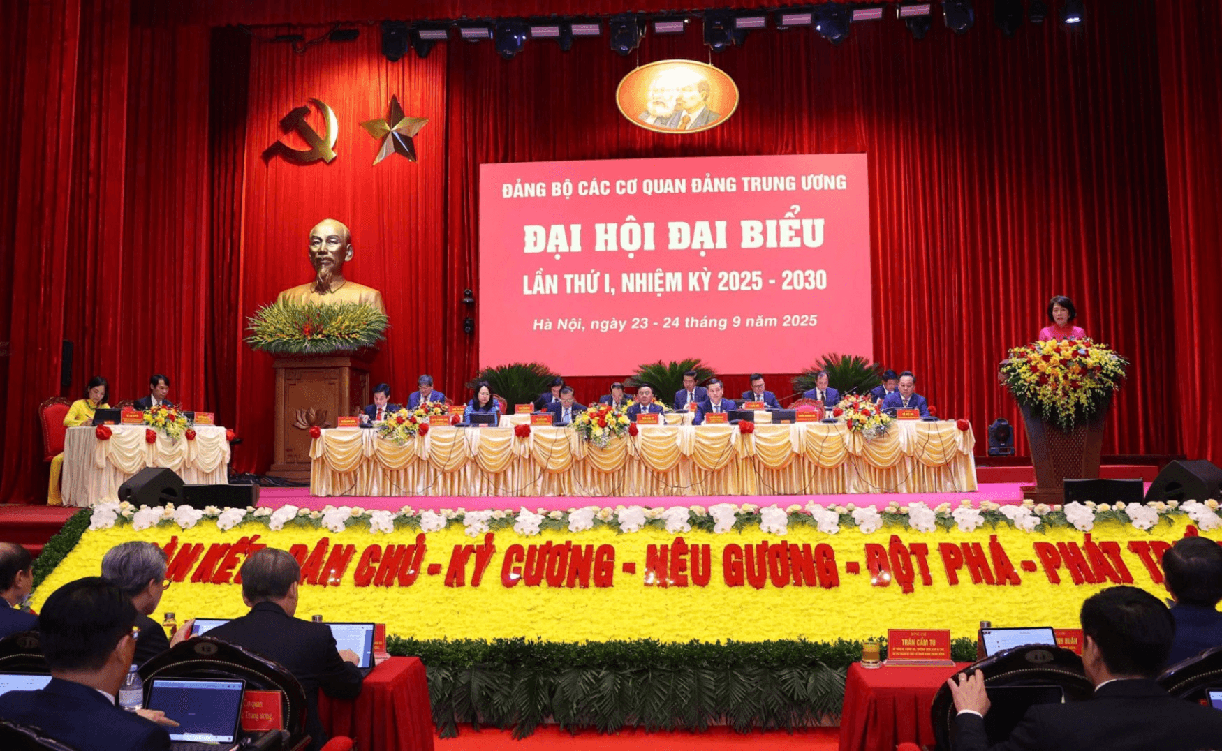 Đại hội đại biểu Đảng bộ các cơ quan Đảng Trung ương lần thứ I tiến hành phiên trù bị