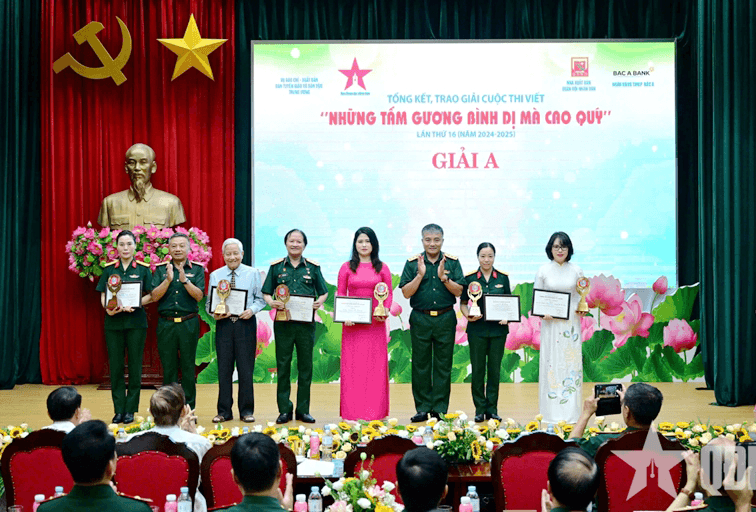 Tổng kết, trao giải Cuộc thi viết “Những tấm gương bình dị mà cao quý” lần thứ 16, phát động Cuộc thi viết lần thứ 17