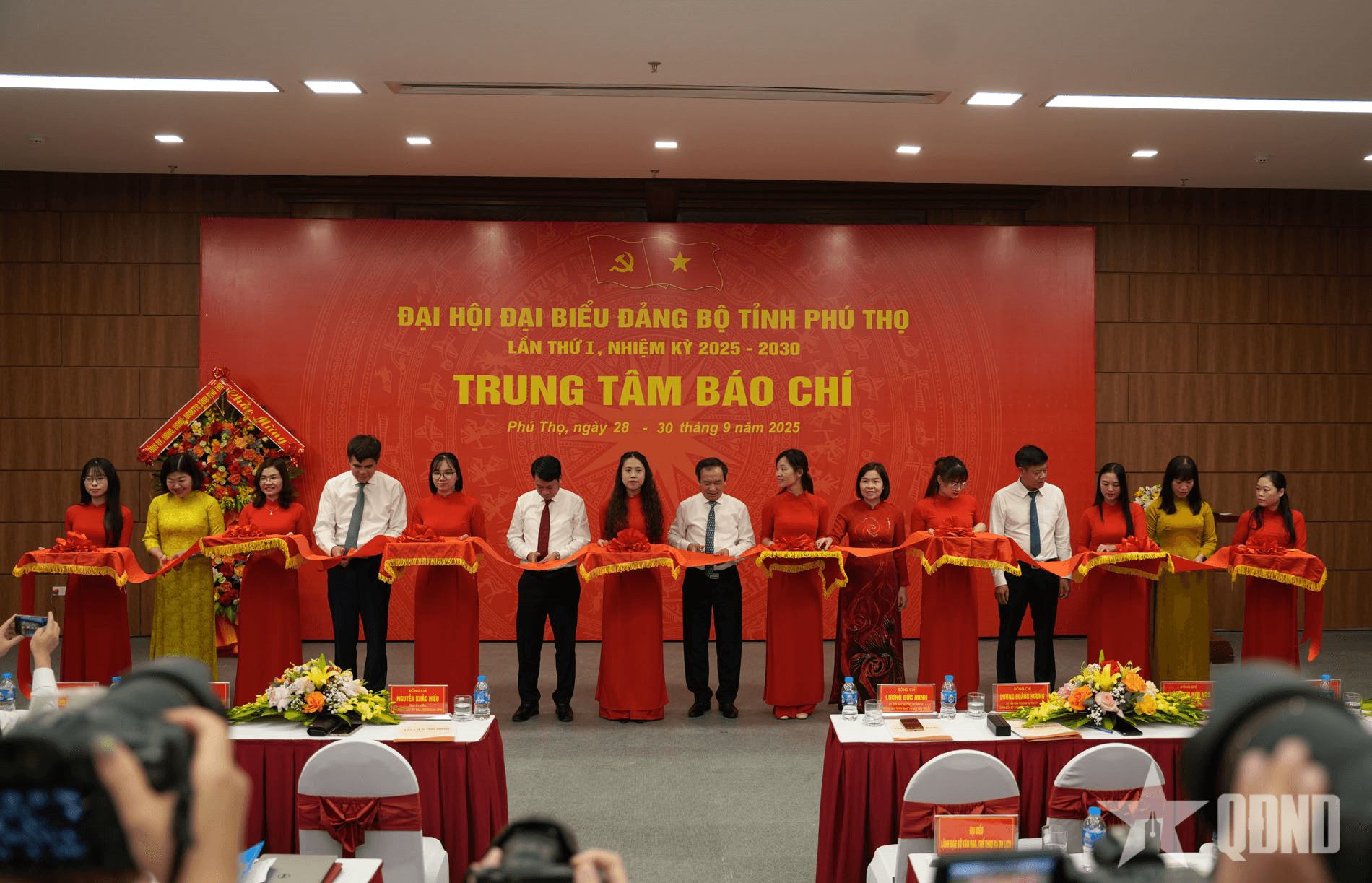 Trung tâm báo chí phục vụ Đại hội đại biểu Đảng bộ tỉnh Phú Thọ lần thứ I chính thức đi vào hoạt động