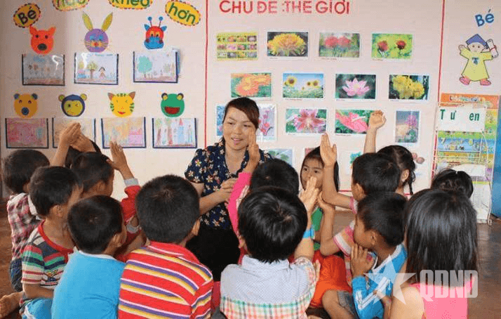 Thiếu tá QNCN Roãn Thị Ngọc Hảo - Người gieo chữ nơi “phên giậu” biên cương