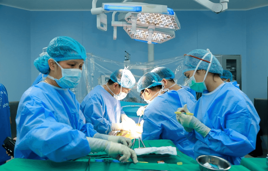 Ứng dụng thành tựu khoa học - công nghệ xây dựng nền y học quân sự hiện đại