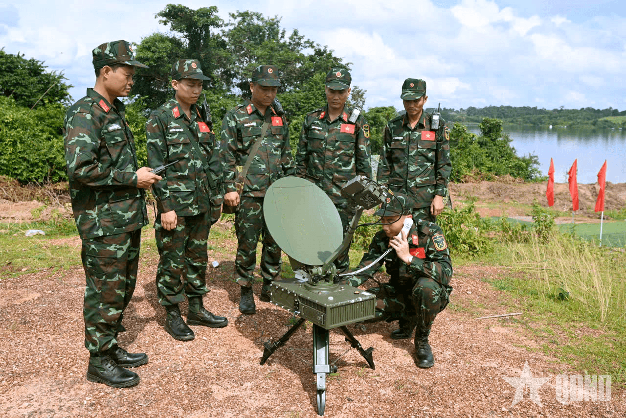 Giữ “mạch máu” thông tin vững chắc