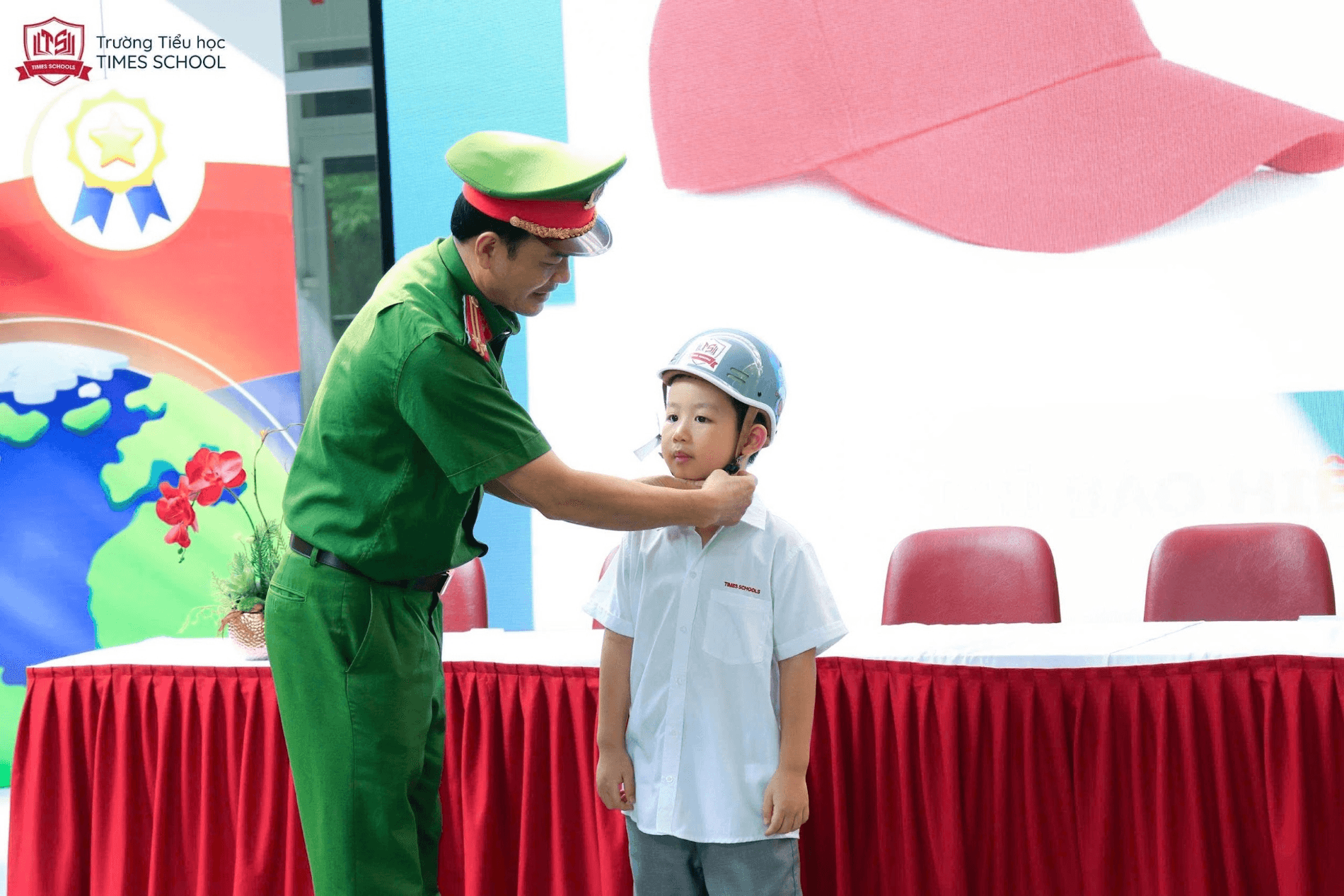 Tuyên truyền Luật Trật tự, an toàn giao thông đường bộ tại trường học