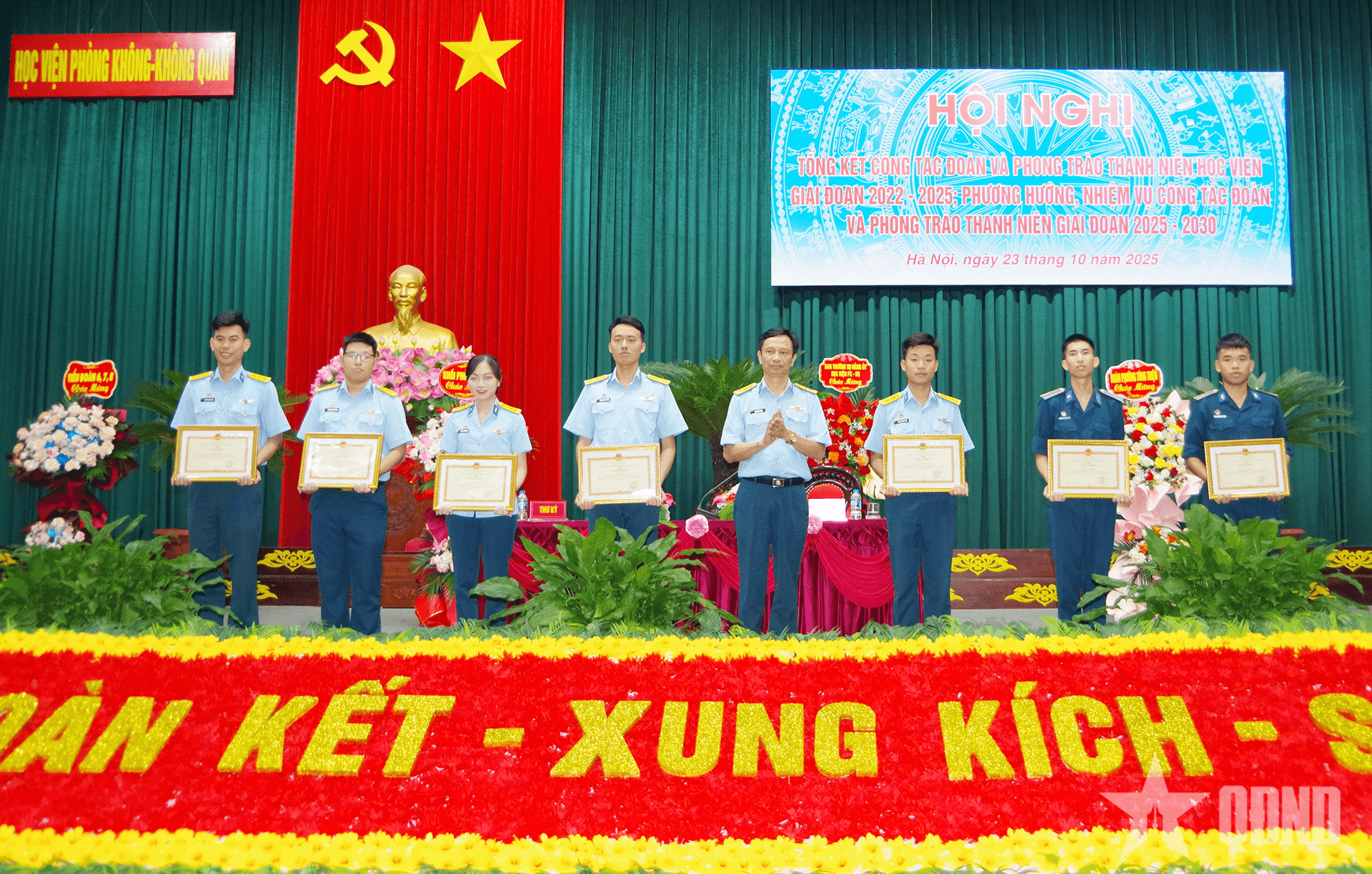 Nhiều cách làm hay trong phong trào thanh niên ở Học viện Phòng không - Không quân