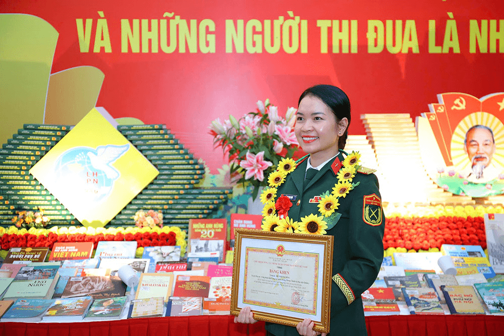 “Tiếp lửa” cho phong trào phụ nữ