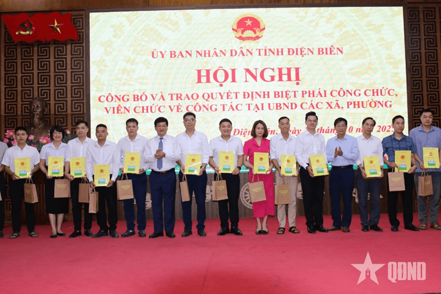 Biệt phái cán bộ, tăng cường cấp xã