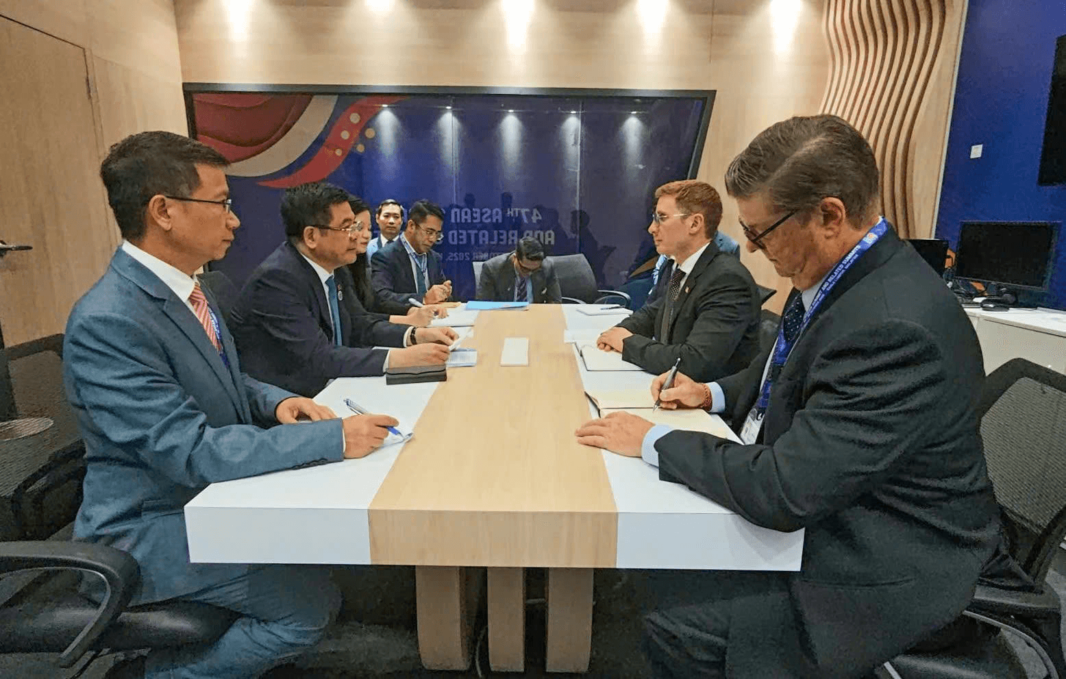 Việt Nam - Hoa Kỳ thảo luận về quan hệ thương mại và các lĩnh vực tiềm năng