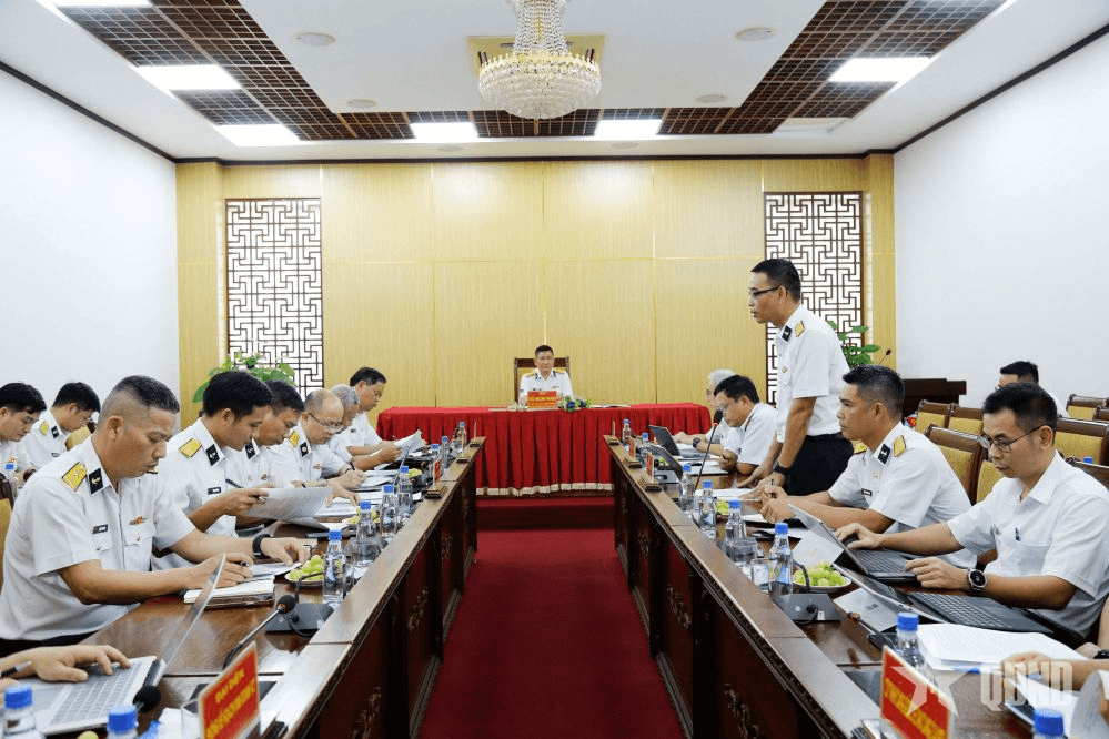 Binh đoàn 20 kiểm tra công tác hậu cần tại Cụm cảng Cái Mép