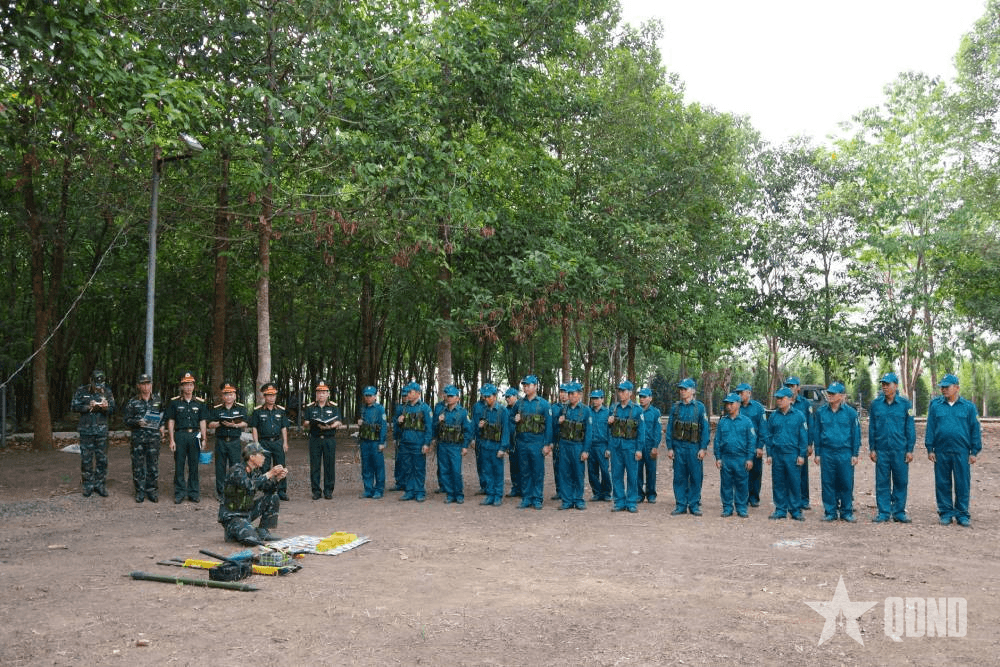 Ban Tham mưu Trung đoàn 717 góp phần giữ vững biên cương Tổ quốc