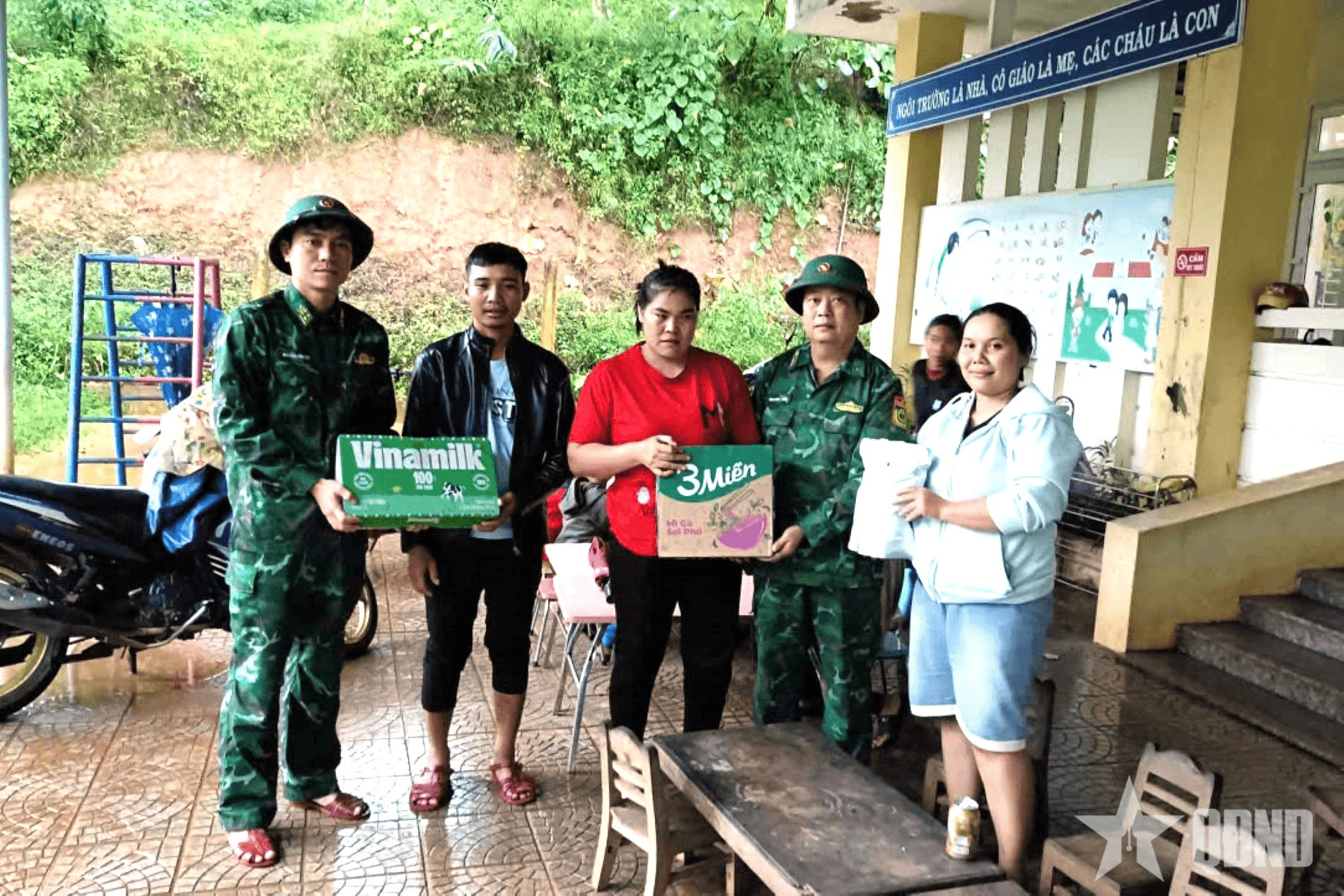Thành phố Huế: Nhiều khu vực miền núi bị sạt lở, cô lập do mưa lũ