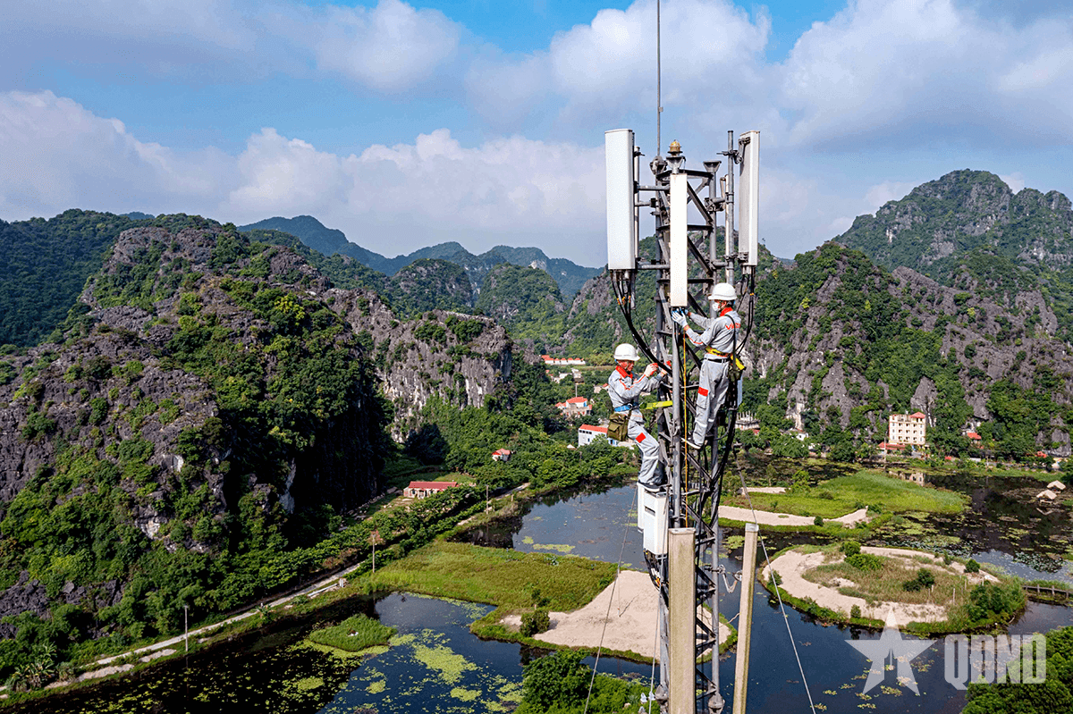 Viettel lần đầu công bố Báo cáo Phát triển Bền vững - dấu mốc hướng tới tương lai xanh trong kỷ nguyên số