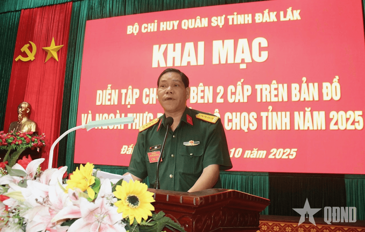 Bộ CHQS tỉnh Đắk Lắk diễn tập chỉ huy-tham mưu 1 bên 2 cấp trên bản đồ và ngoài thực địa