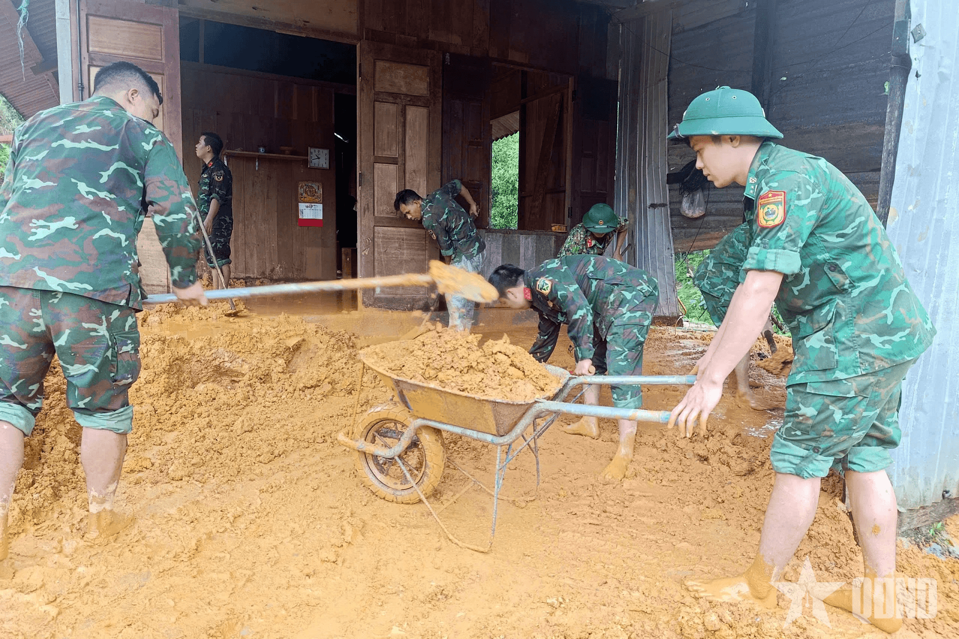 Phát huy cao độ tinh thần ứng phó bão