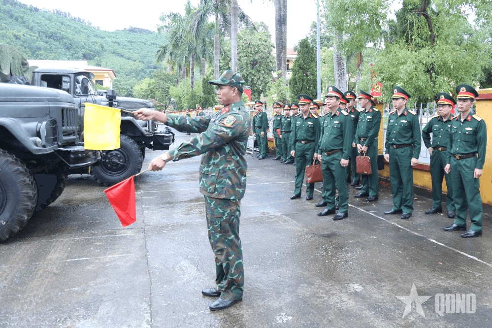 Tư lệnh Quân khu 1 kiểm tra các đơn vị trực thuộc Cục Hậu cần - Kỹ thuật