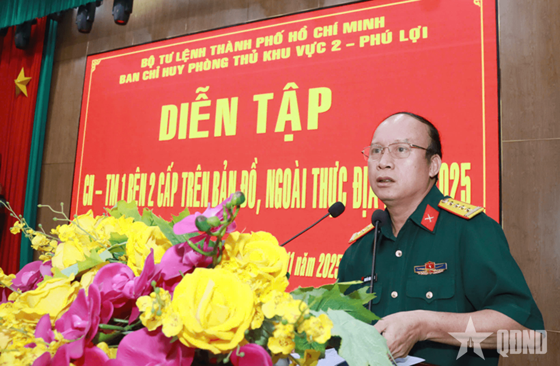 Diễn tập chỉ huy - tham mưu 1 bên, 2 cấp trên bản đồ và thực địa