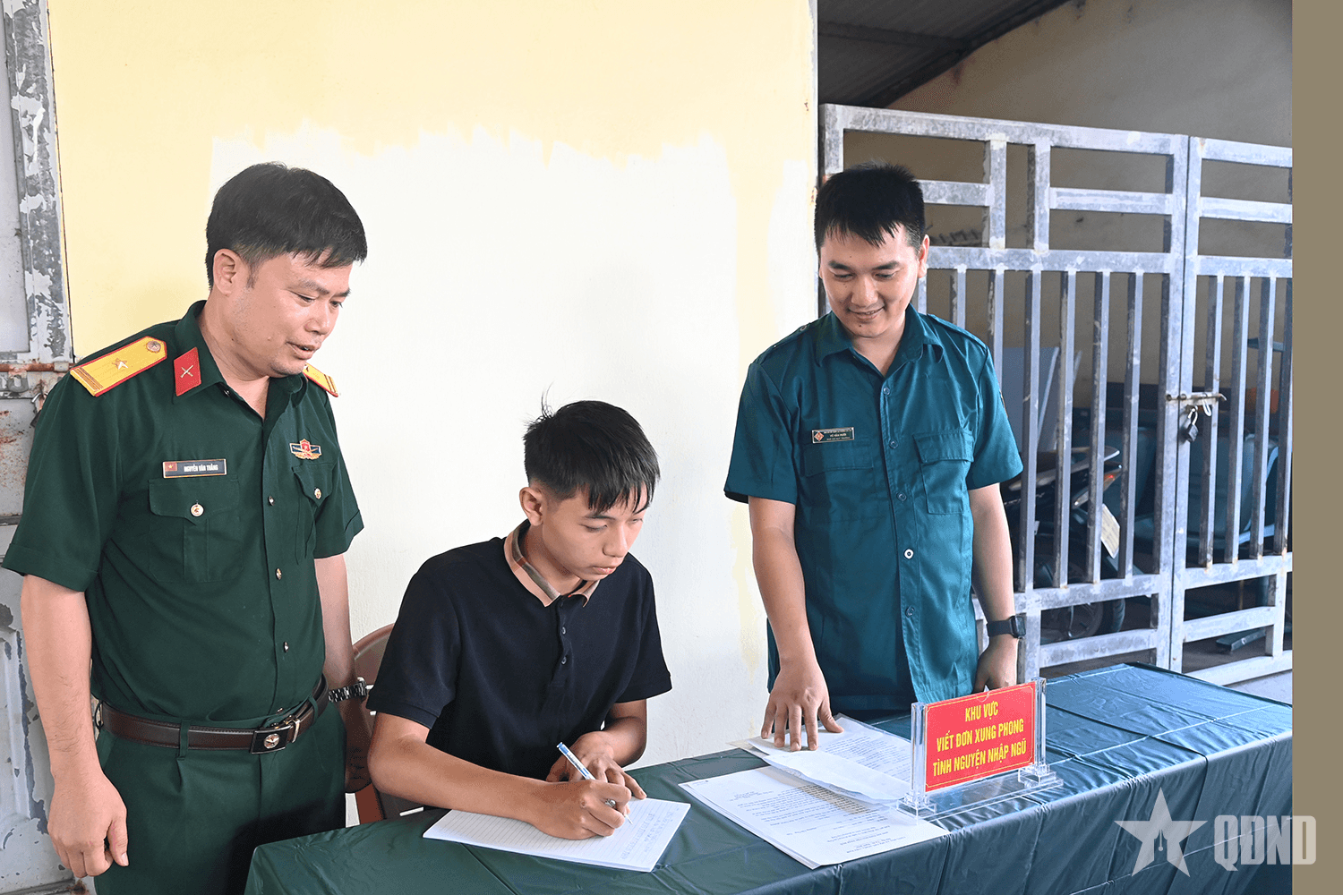 Phường Cửa Ông (Quảng Ninh): Nhiều thanh niên xung phong nhập ngũ