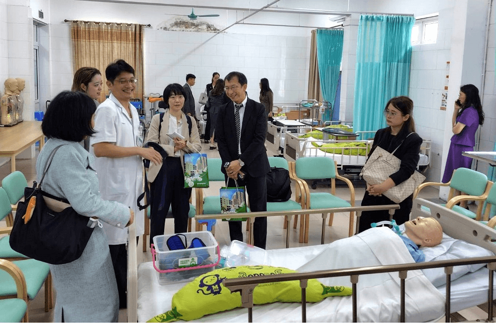 JICA hỗ trợ đào tạo điều dưỡng chăm sóc người cao tuổi