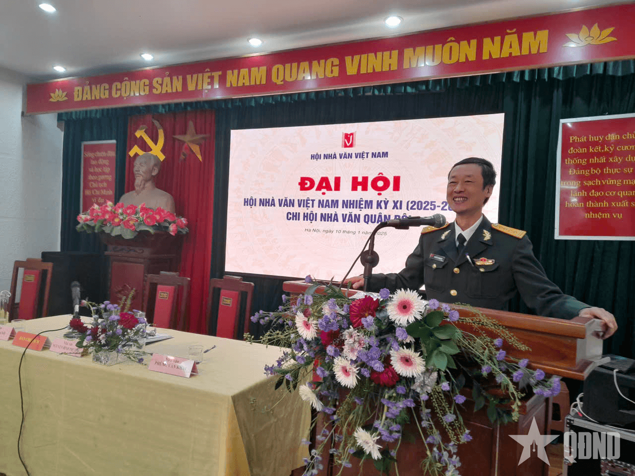 Đại tá, PGS, TS, nhà văn Nguyễn Thanh Tú - Người miệt mài trên "cánh đồng chữ" - Bài 1: "Cây viết" đầy tâm huyết, trách nhiệm