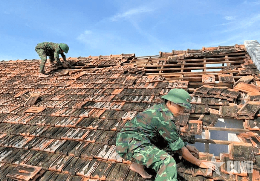 Khôi phục nhanh nhất hạ tầng, bảo đảm cung cấp viễn thông tại khu vực bị ảnh hưởng do bão