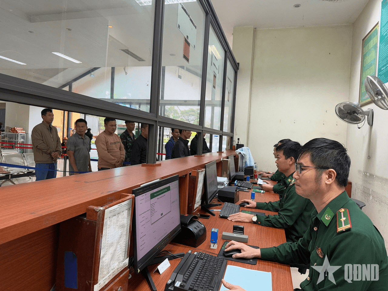 Giữ vững an ninh trật tự khu vực Cửa khẩu quốc tế Cha Lo