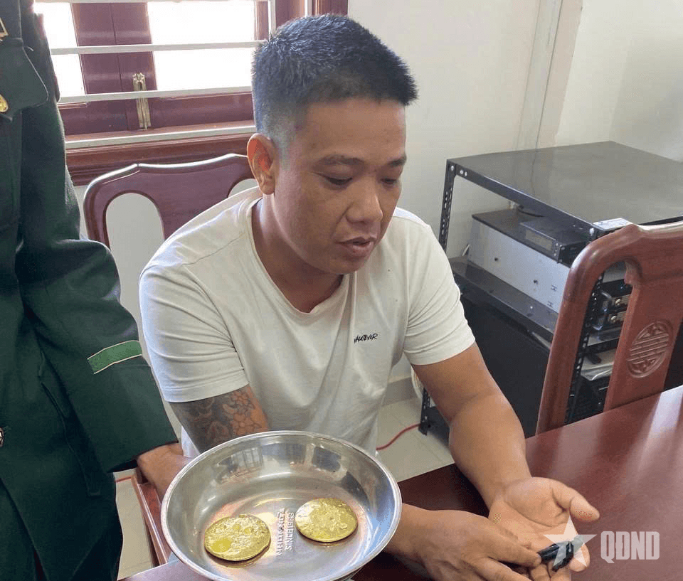Khởi tố vụ án vận chuyển vàng trái phép qua biên giới