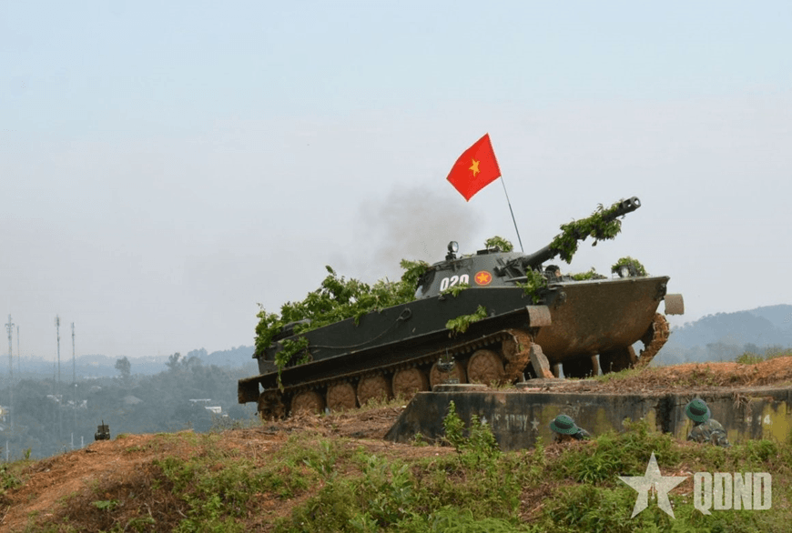 Diễn tập chiến thuật vòng tổng hợp cuối khóa tại Trường Sĩ quan Lục quân 1: Sát thực tế, cường độ cao, hiệu quả thiết thực