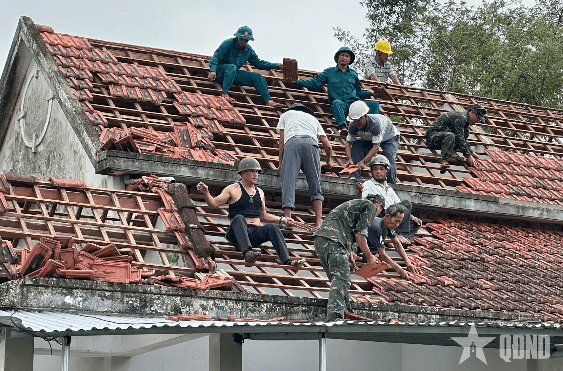 Đà Nẵng: Nỗ lực khắc phục hậu quả lốc xoáy, mưa lũ