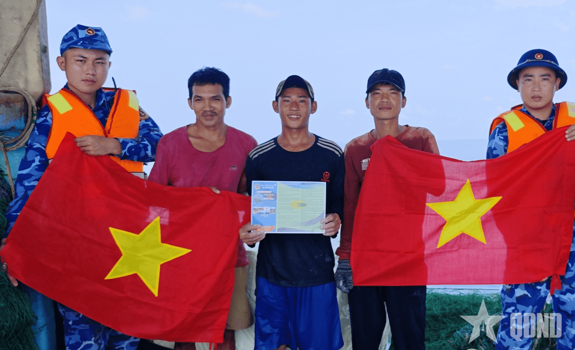 Tăng cường tuyên truyền, nâng cao nhận thức trong chống IUU