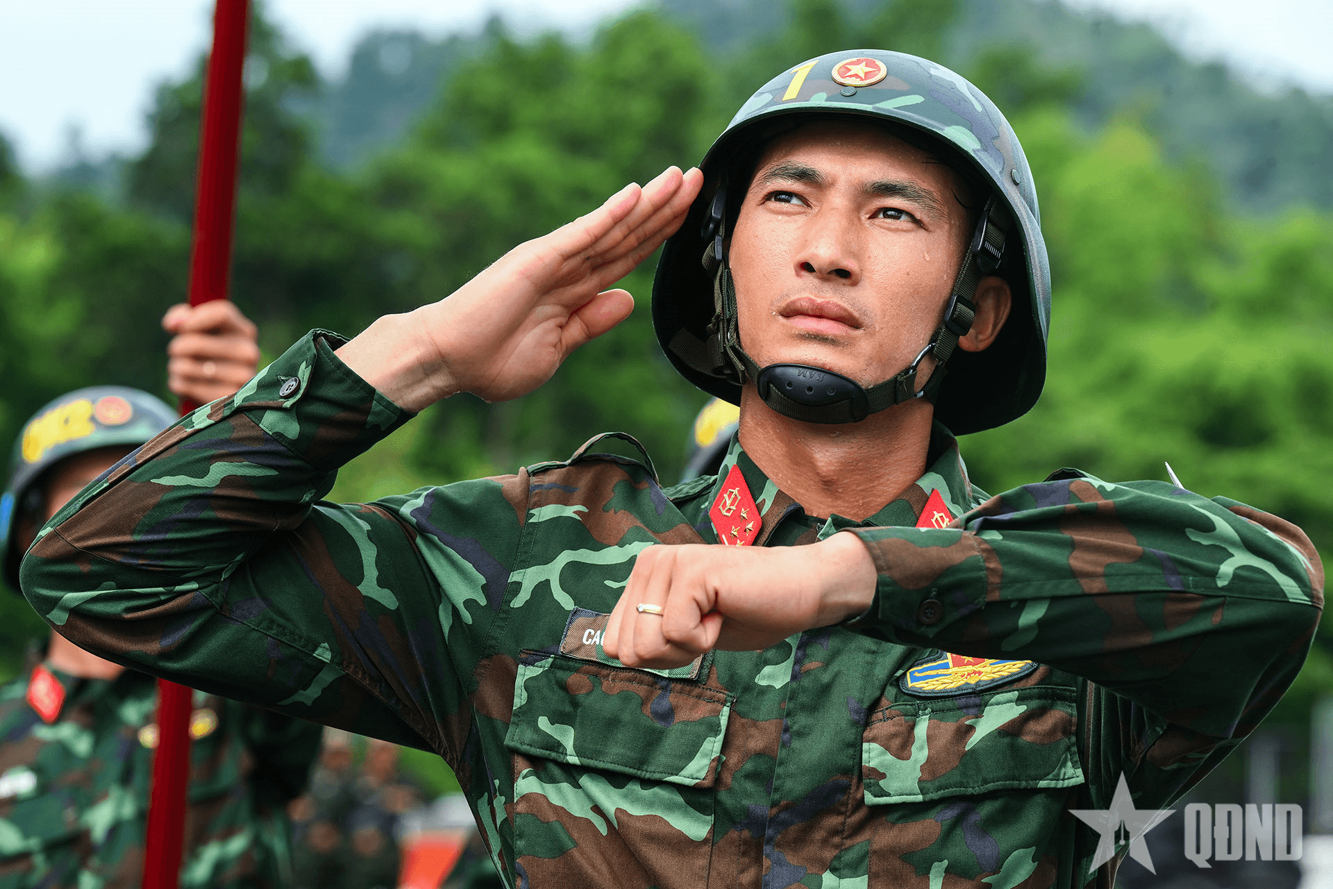 "Luyện thép" ở Binh chủng hóa học