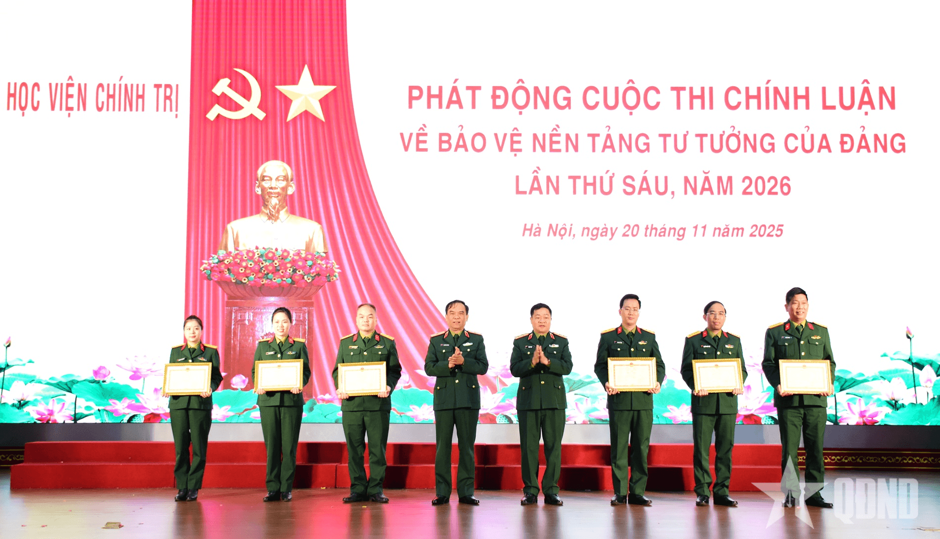 Học viện Chính trị gặp mặt kỷ niệm 43 năm Ngày Nhà giáo Việt Nam