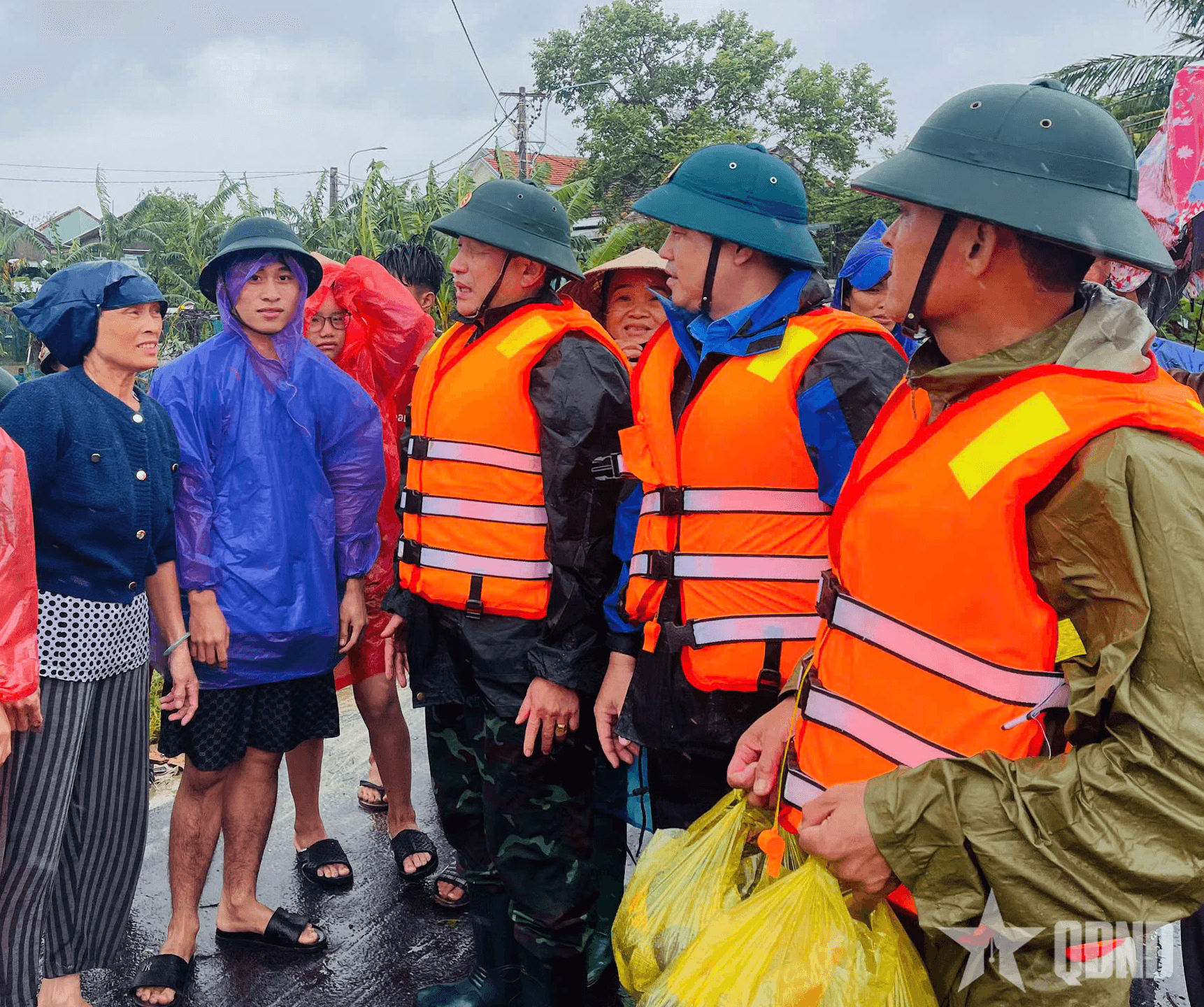 Không để nhân dân đói rét