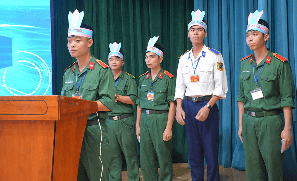 Khơi dậy khát vọng cống hiến