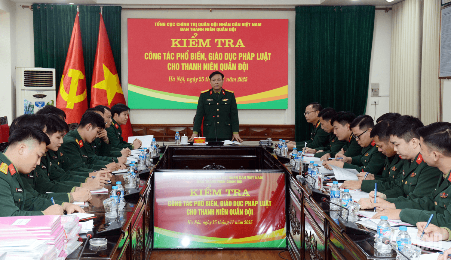 Kiểm tra công tác phổ biến, giáo dục pháp luật cho thanh niên tại Học viện Hậu cần